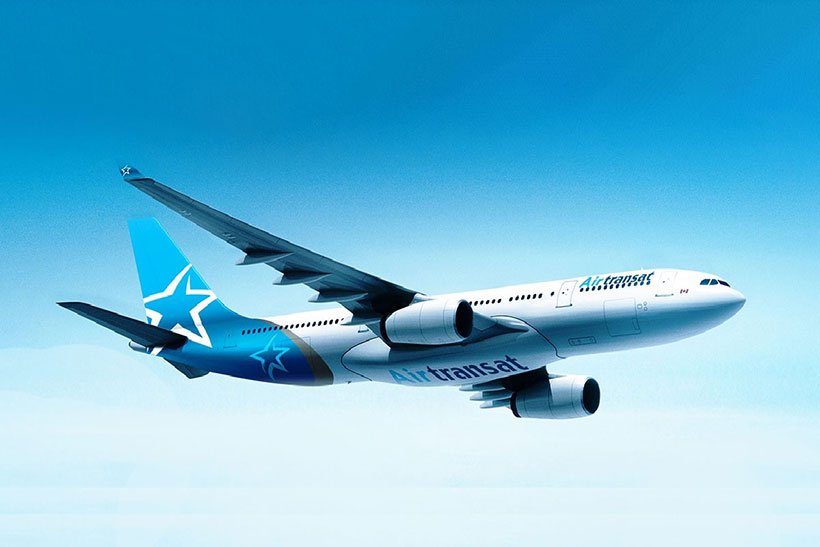 Vanaf Amsterdam vliegt Air Transat in het zomerseizoen non-stop naar <a href="https://www.gocanada.nl/over-canada/steden/toronto">Toronto</a> en ook naar Calgary en <a href="https://www.gocanada.nl/over-canada/steden/vancouver">Vancouver</a>, maar dan met een overstap in Toronto. Vanaf Brussel wordt er non-stop op <a href="https://www.gocanada.nl/over-canada/steden/montreal">Montreal</a> gevlogen. Air Transat staat bekend om zijn goede prijs/kwaliteit verhouding en biedt ook de luxueuze en ruime Club Class aan.